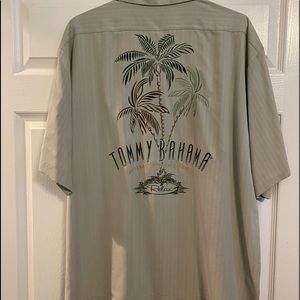 Tommy Bahama 100% Silk Camp Shirt Size XL